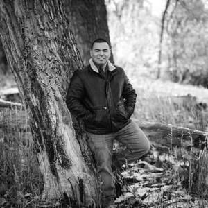 Meet your Posher, Cesar